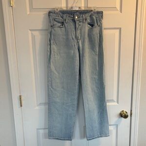 Old Navy Light Wash Straight Leg Jeans